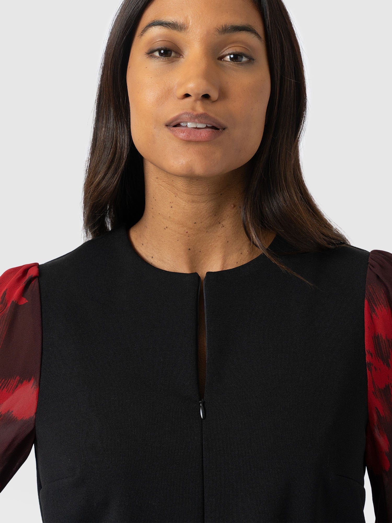 Esme Zip Up Top - Pink Fade Floral - Women's T-shirts | Saint + Sofia® EU